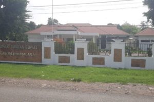 Rujab Bupati Malaka Sepi, Ternyata Usai Kalah Pilkada Open House digelar di Sini