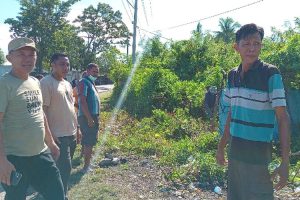 Kepala Desa Wehali Gencarkan Aksi Bersih-Bersih Jalan Kota Betun