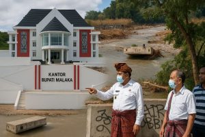 Langgar Perda Penyertaan Modal ke Bank NTT, Mantan Bupati Malaka Simon Nahak Layak Diperiksa