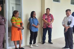 Tiup Lilin dan Gunting Pita Simon Nahak di RS Pratama Wewiku Membawa Petaka