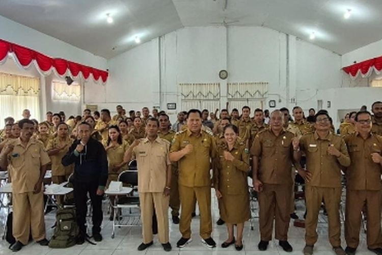 Sambut Program Makan Bergizi Gratis, HMS Pimpin Rapat Penguatan Sektor Pertanian