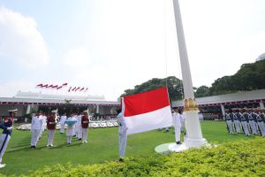 Pelajar Sekolah Rakyat Nyanyikan Lagu Hari Merdeka di Istana pada HUT ke-80 RI