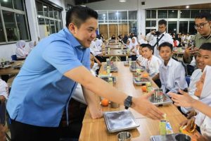 Pengamat Nilai Seskab Teddy Indra Wijaya Berkinerja Baik Dampingi Presiden Prabowo