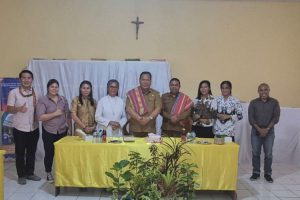 Disambut Drumband dan Tarian Tradisional, HMS Janji Perhatian untuk SDK HTM Betun