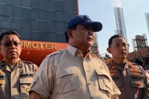 Kunjungi RS Polri, Prabowo Umumkan Kenaikan Pangkat untuk Polisi Korban Demo