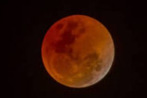 Fenomena Langka: Gerhana Bulan Total Bisa Disaksikan di Indonesia Besok Malam