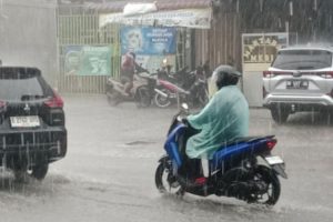 Awas! BMKG Prediksi Hujan Petir di Tengah Musim Kemarau NTT