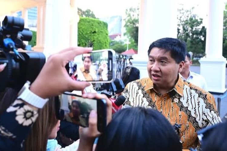 Prabowo Panggil Menteri PKP ke Istana, Bahas Strategi Percepatan Rumah Subsidi