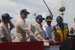 Bukan Sekadar Infrastruktur: Pesan Penting Prabowo di Balik Peresmian Jembatan Kabanaran