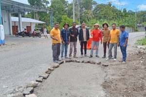 Pemerintahan SBS HMS Respon Cepat, Plat Duiker di Depan Toko Tumbes Karya Laran Tuntas Diperbaiki