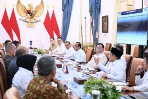 Lulusan SMA/SMK Bakal Cepat Kerja? Ini Instruksi Baru Presiden Prabowo