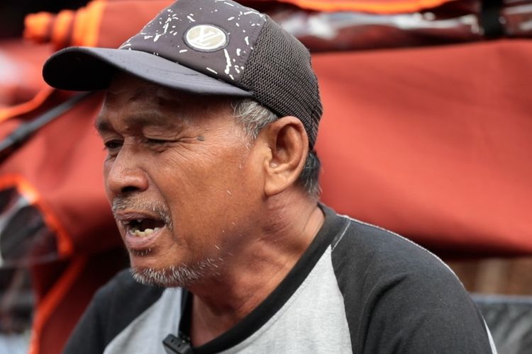 Prabowo Bagikan Kacamata Pintar untuk Warga Tunanetra, Bisa Scan Data, Uang hingga Lawan Bicara