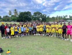 SBS Singgah di Lapangan SSB Wewiku, Menyapa Mimpi Anak-Anak Malaka di Tengah Senja Lapangan Hijau