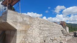 Akhir Penantian di Tepian Sungai: Jembatan Gantung Numbei Ditargetkan Rampung Mei 2026, Membuka Akses dan Harapan Baru