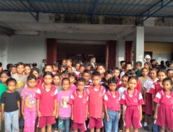 Ratusan Siswa SDK Wetulan Terima Beasiswa PIP, Kepala Sekolah Berharap Seluruh Peserta Didik Dapat Merasakan Manfaatnya