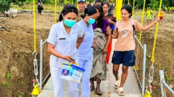 Ibu Hamil dari Kampung Numbei Akhirnya Tak Lagi Bertaruh Nyawa, Jembatan Gantung Mulai Hadirkan Harapan Baru